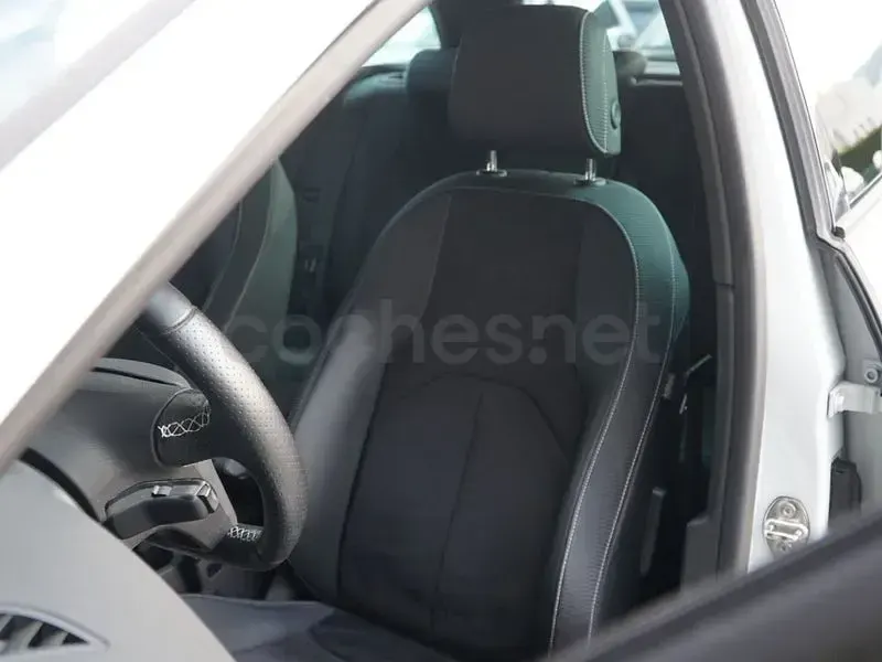 Usado Seat Leon CUPRA 290 CV (213 kW) 2019 Blanco Berlina