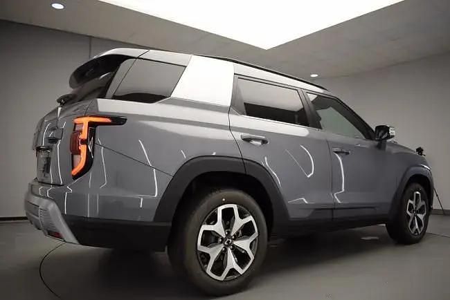 Nuevo KGM Torres 163 CV (119 kW) 2025 Gris / plata SUV