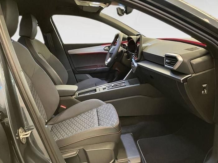 Usado Seat Leon FR 204 CV (150 kW) 2025 Gris