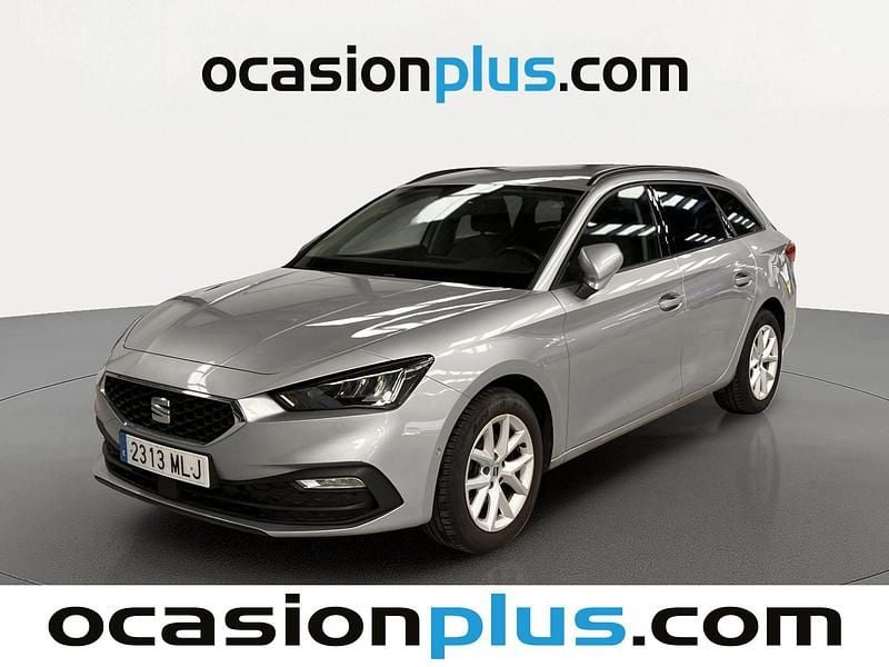 Używany Seat Leon Style 130 KM (95 kW) 2023 Szary Minivan