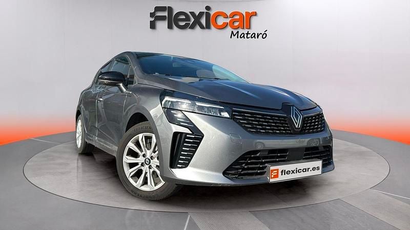 Begagnad Renault Clio V Evolution 101 HK (74 kW) 2025 Grå Sedan