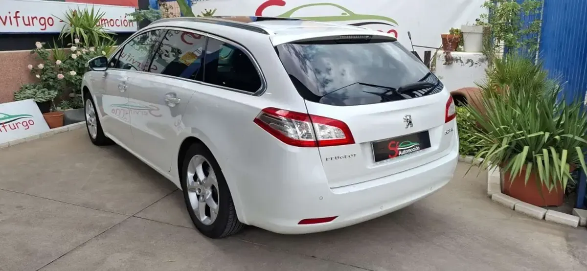 Usado Peugeot 508 SW Allure 163 CV (119 kW) 2012 Blanco Familiar