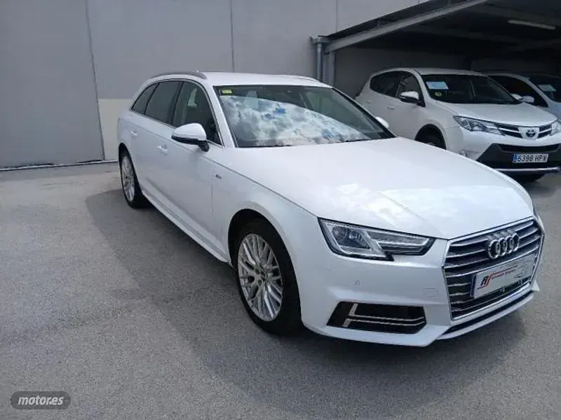Usado Audi A4 Design 150 CV (110 kW) 2016 Blanco Familiar
