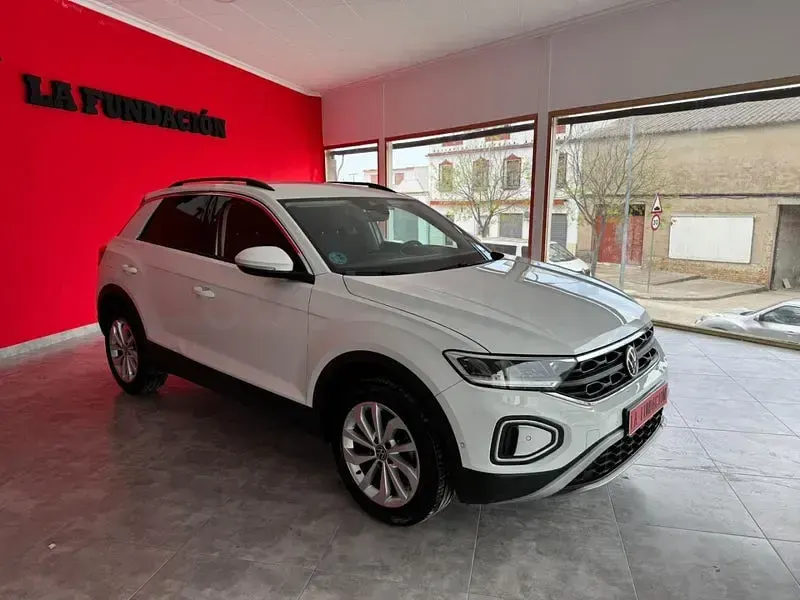 Usado VW T-Roc Life 150 CV (110 kW) 2022 Blanco SUV