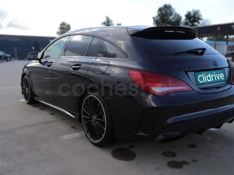 Usado Mercedes CLA45 AMG Shooting Brake 381 CV (280 kW) 2015 Negro Familiar