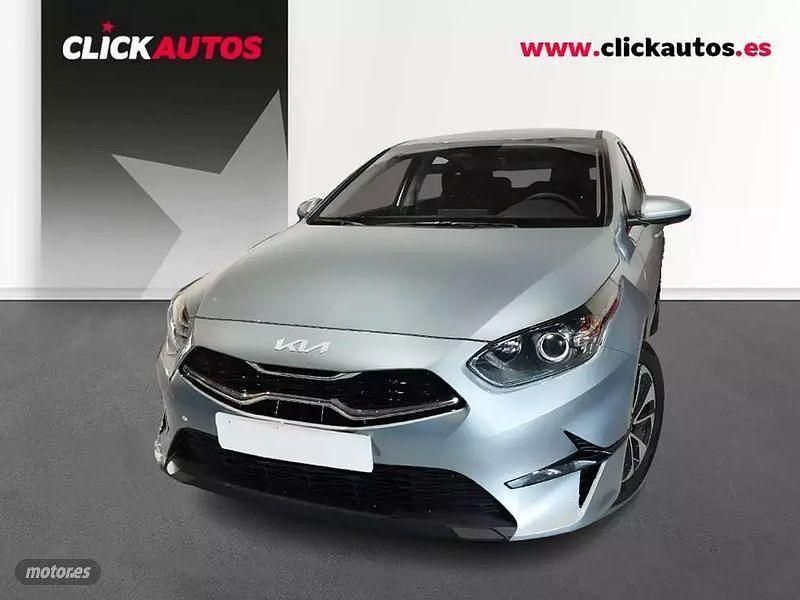 Plateado Usado 2025 Kia Ceed Utilitario | 19.700 € (Precio justo) - Imagen 1/4
