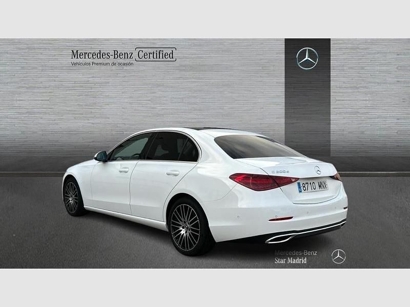 Usado Mercedes C200 Avantgarde 163 CV (119 kW) 2024 Blanco Berlina