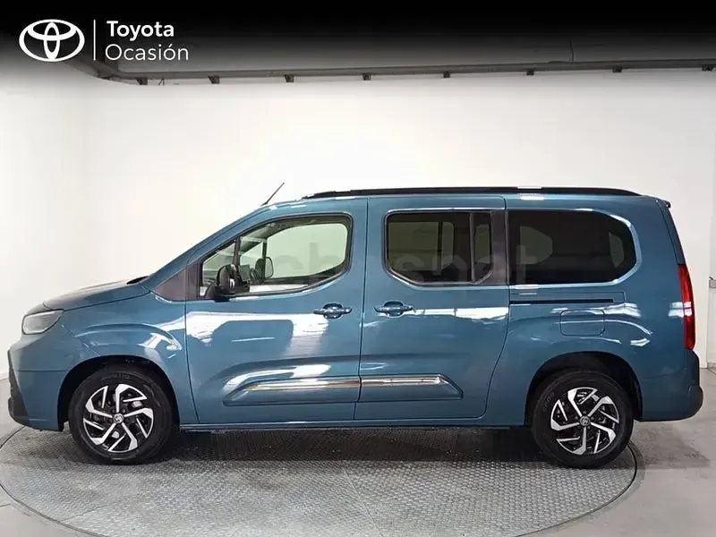 Usado Toyota Proace Verso Active 131 CV (96 kW) 2024 Verde Familiar