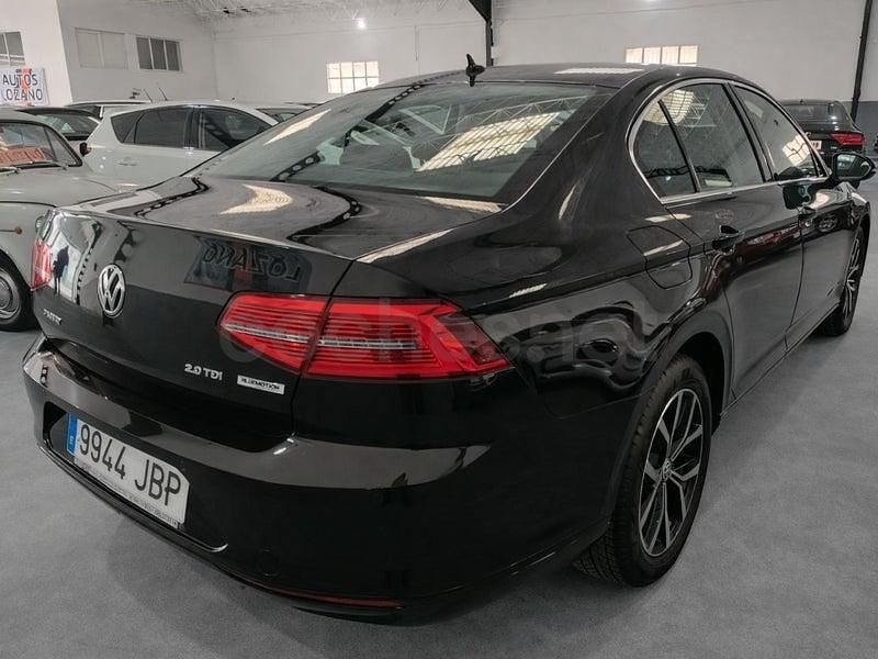 Usado VW Passat Advance 150 CV (110 kW) 2016 Negro Berlina