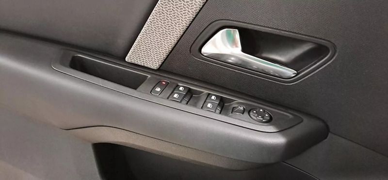 Blanca nacarada Usado 2023 Citroën C4 Feel Berlina | 16.220 € (Precio justo) - Imagen 1/1