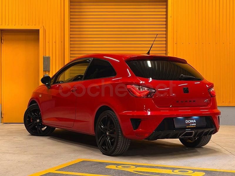 Usado Seat Ibiza SC CUPRA 192 CV (141 kW) 2016 Rojo Utilitario