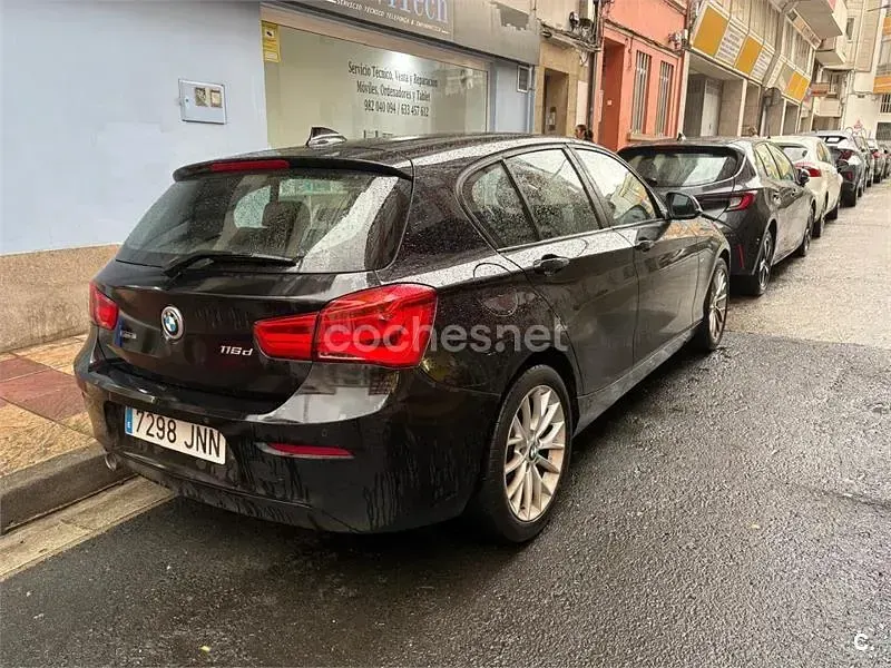 Usado BMW 116 116 CV (85 kW) 2016 Negro Utilitario