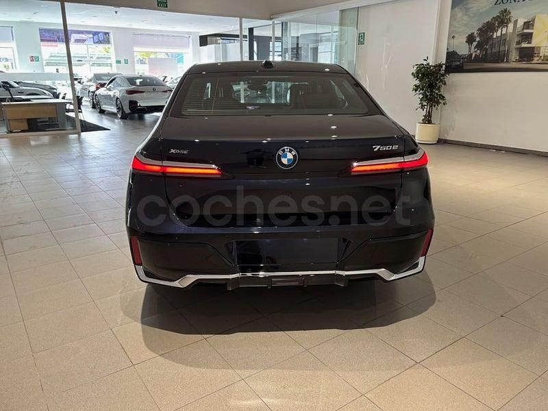 Nuevo BMW 750e 489 CV (359 kW) 2025 Negro Berlina