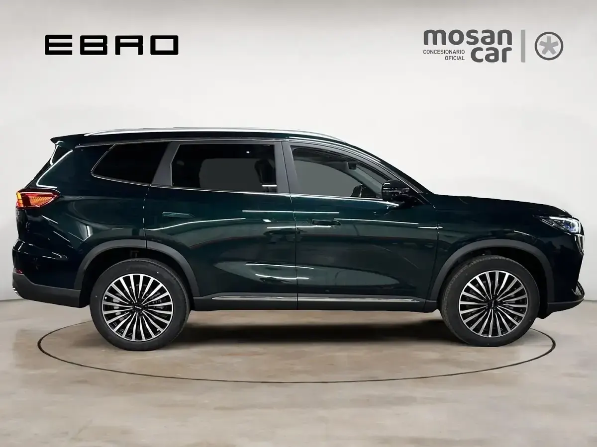 Nuevo Ebro s800 Luxury 147 CV (108 kW) 2025 Negro carbon cristal SUV