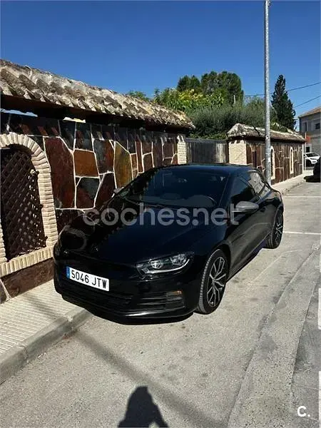 Usado VW Scirocco R-line 125 CV (91 kW) 2016 Negro Coupe