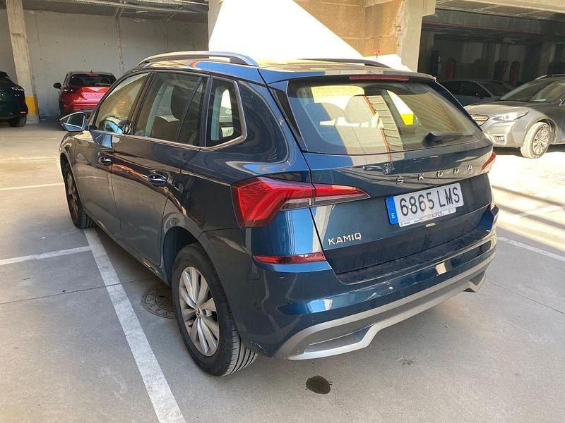 Usado Skoda Kamiq Ambition 150 CV (110 kW) 2021 Azul SUV