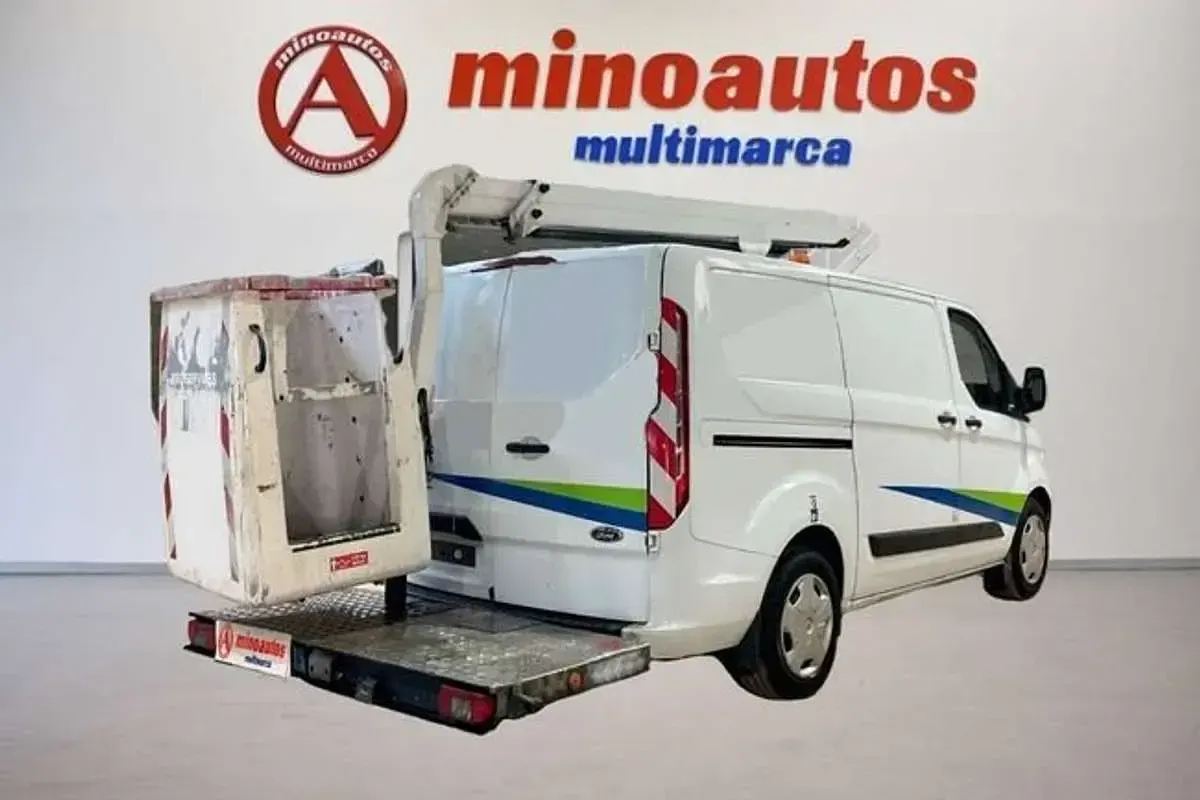 Usado Ford Transit Custom 131 CV (96 kW) 2023 Blanco Van