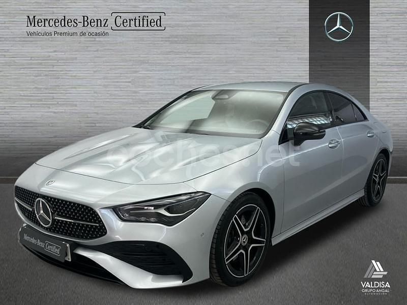 Gris Usado 2025 Mercedes CLA220 Berlina | 39.900 € (Buen precio) - Imagen 1/4