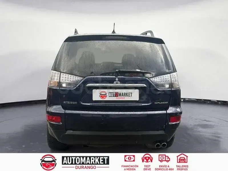 Usado Mitsubishi Outlander Motion 156 CV (114 kW) 2010 Azul SUV
