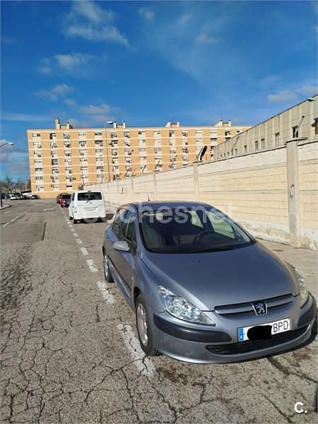 Gris / plata Usado 2002 Peugeot 307 Familiar | 2800 € (Precio justo) - Imagen 1/4