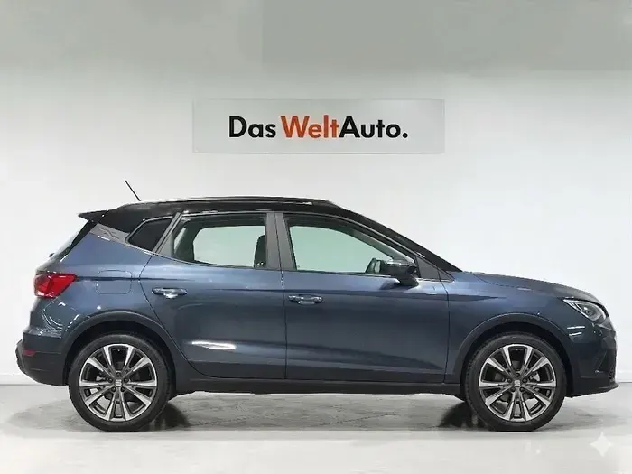 Usado Seat Arona FR 115 CV (84 kW) 2025 Gris SUV