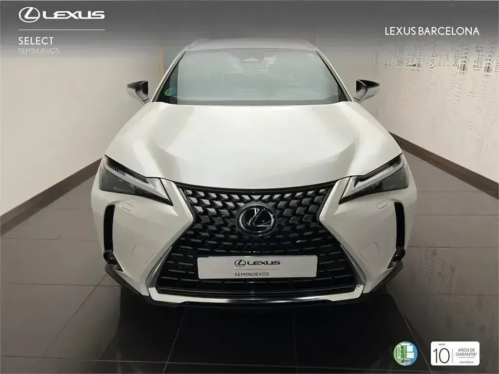 Usado Lexus UX 199 CV (146 kW) 2024 Blanco SUV