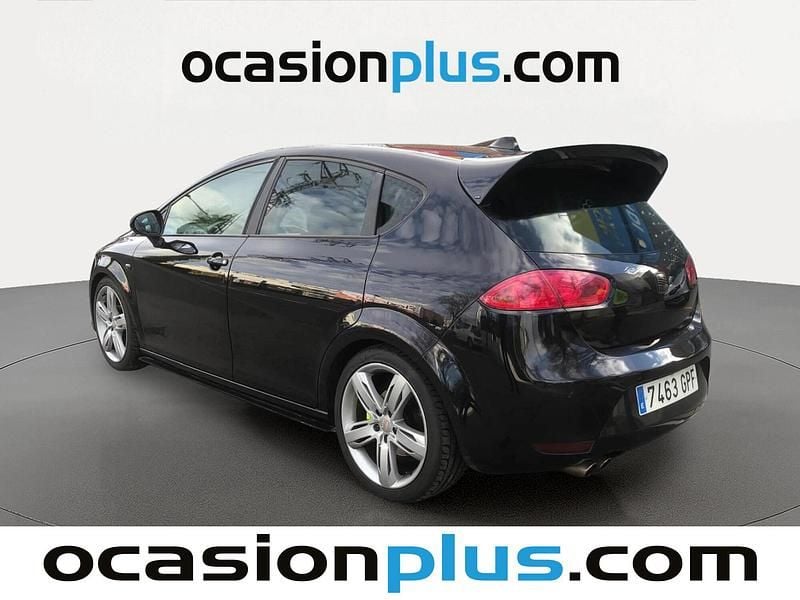 Usado Seat Leon FR 211 CV (155 kW) 2009 Negro Utilitario