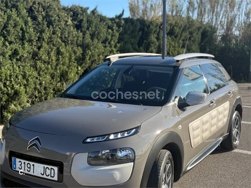 Usado Citroën C4 PureTech 82 CV (60 kW) 2015 Beige Berlina