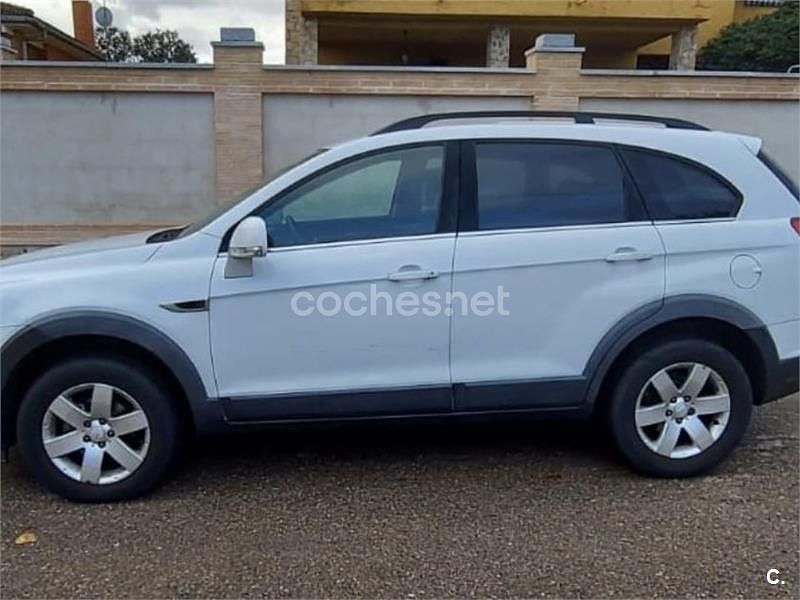 Blanco Usado 2013 Chevrolet Captiva LT SUV | 8990 € (Precio justo) - Imagen 1/4