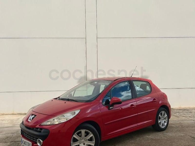 Usado Peugeot 207 Premium 120 CV (88 kW) 2007 Rojo Berlina
