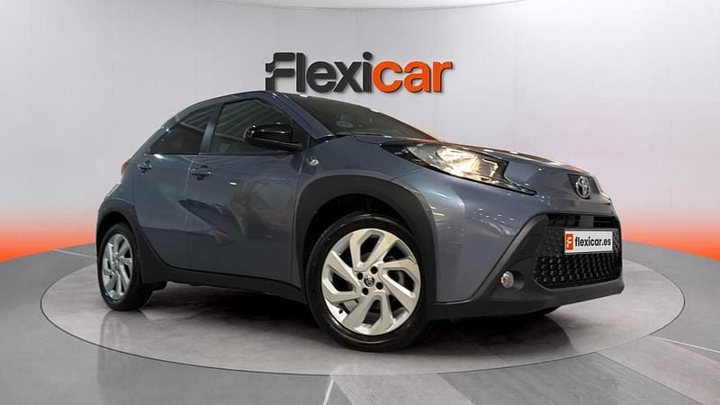 Käytetty Toyota Aygo X 72 HP (52 kW) 2024 Katumaasturi