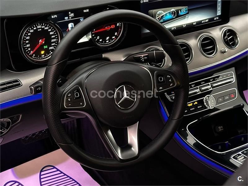 Usado Mercedes E220 194 CV (142 kW) 2018 Gris / plata Familiar