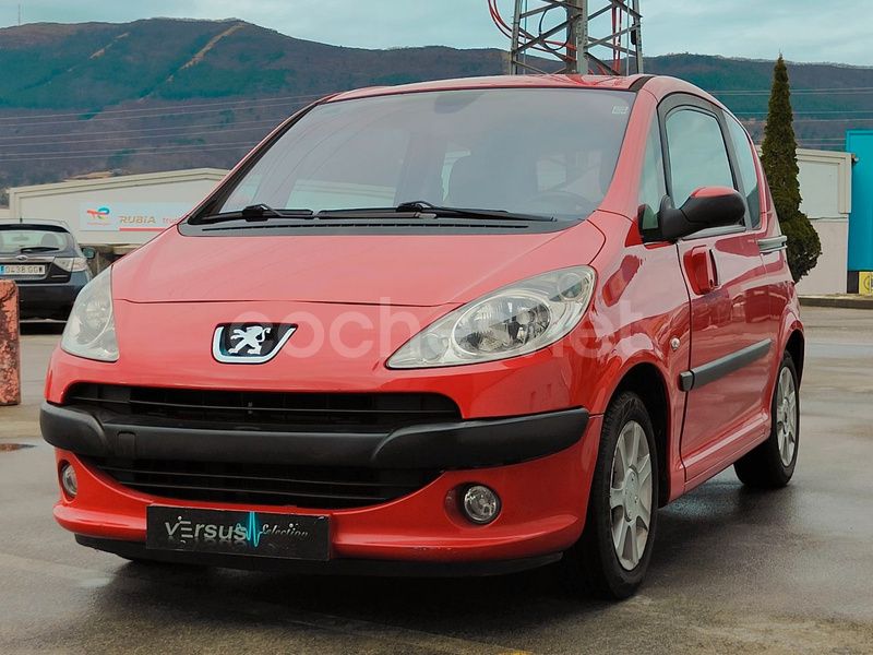 Burdeos Usado 2006 Peugeot 1007 Utilitario | 3600 € - Imagen 1/4