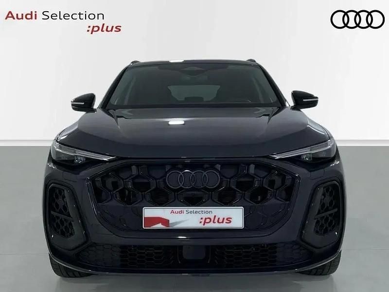 Begagnad Audi Q5 204 HK (150 kW) 2025 Grå SUV