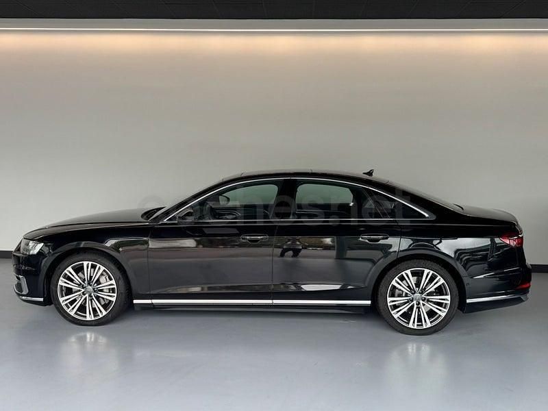 Usado Audi A8L S-Line 340 CV (250 kW) 2020 Negro Berlina