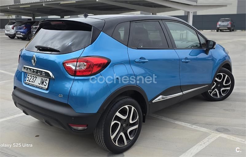 Usado Renault Captur Zen 90 CV (66 kW) 2016 Azul SUV