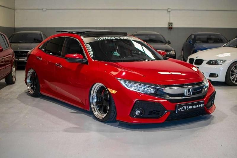 Rojo Usado 2018 Honda Civic Sport Berlina | 22.990 € (Precio justo) - Imagen 1/4