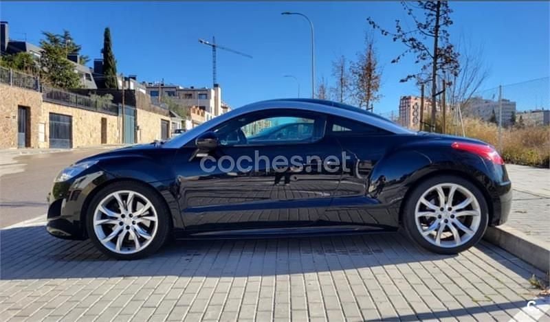 Usado Peugeot RCZ 200 CV (147 kW) 2010 Negro Coupe