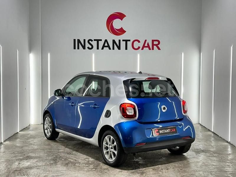 Usado Smart ForFour 90 CV (66 kW) 2017 Azul Utilitario