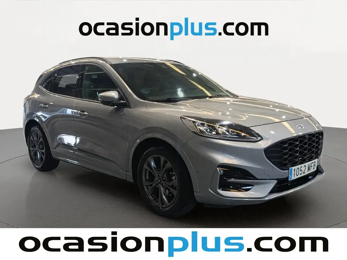 Usado Ford Kuga ST-Line X 190 CV (139 kW) 2023 Gris plata SUV