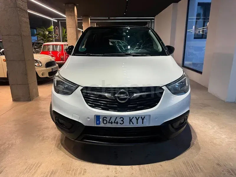 Usado Opel Crossland X Innovation 102 CV (75 kW) 2019 Blanco SUV