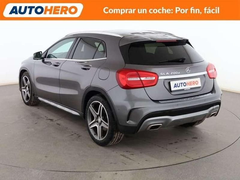 Käytetty Mercedes GLA200 135 HP (99 kW) 2017 Harmaa Katumaasturi