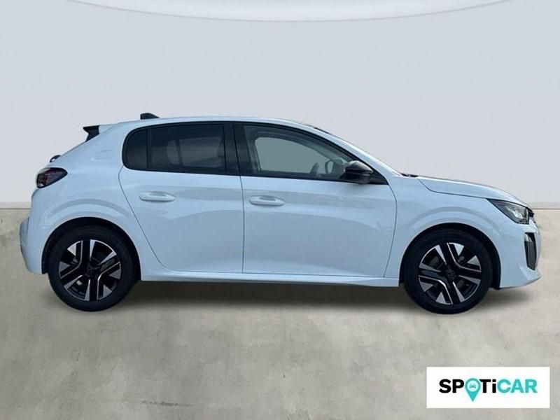 Usado Peugeot 208 Allure 101 CV (74 kW) 2024 Blanco Utilitario