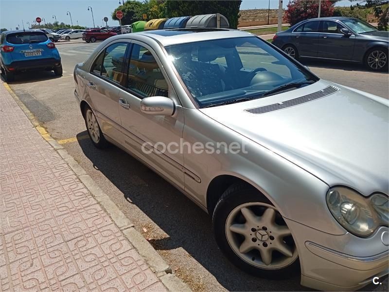 Gris / plata Usado 2002 Mercedes C220 Elegance Berlina | 3490 € (Precio justo) - Imagen 1/4