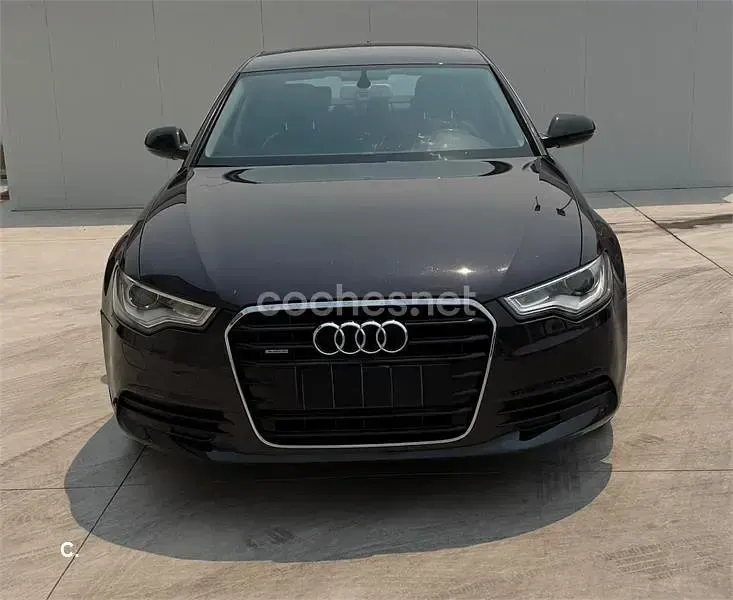 Usado Audi A6 245 CV (180 kW) 2012 Negro Berlina