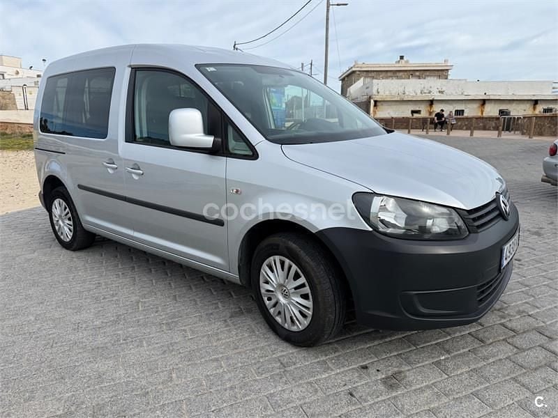 Usado VW Caddy Comfortline 102 CV (75 kW) 2014 Gris / plata Monovolumen