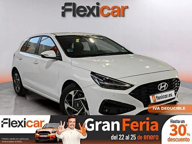 Blanco Usado 2024 Hyundai i30 Berlina | 18.190 € (Buen precio) - Imagen 1/4