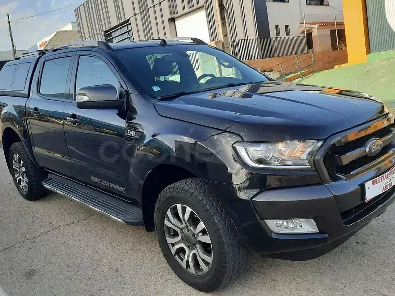 Usado Ford Ranger Wildtrack 200 CV (147 kW) 2017 Negro Pickup/Camioneta