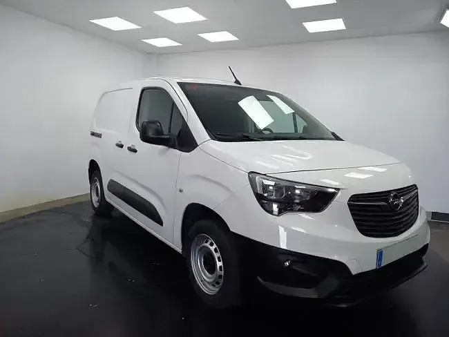 Usado Opel Combo 102 CV (75 kW) 2021 Blanco Monovolumen