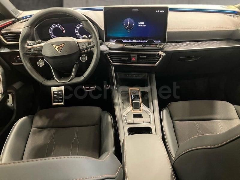 Usado Cupra Leon 150 CV (110 kW) 2025 Azul Berlina